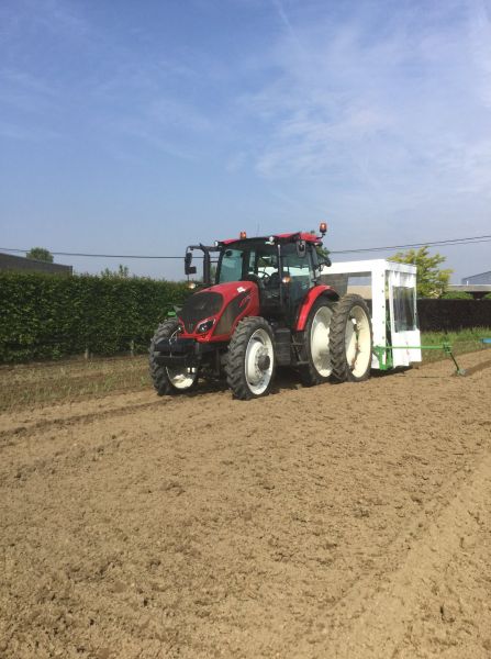 Valtra A104