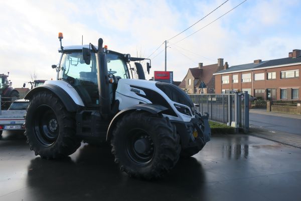 Valtra T234D VERKOCHT